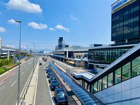 松山空港から伊丹空港：空の旅と地上のつながり