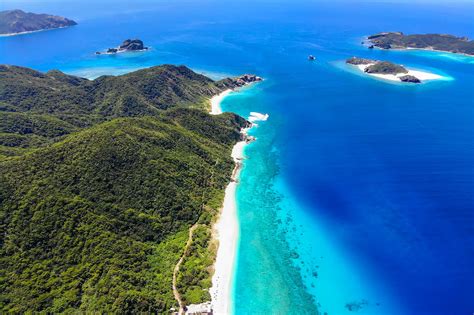 沖縄本島から行ける離島 - 海の向こうに広がる未知の世界